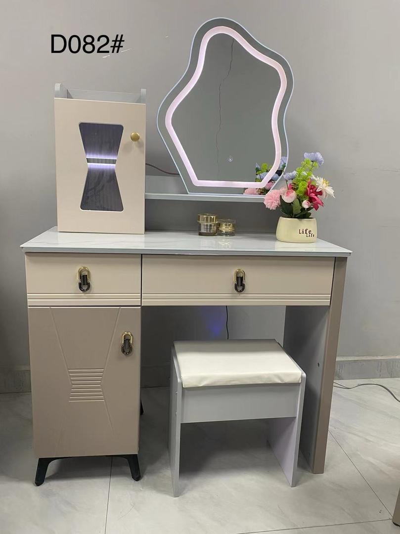 Luxury LED Modern Vanity Dressing Table (D082#)